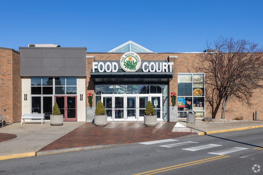 364 Maine Mall Rd, South Portland, ME à louer - Photo de l’immeuble – Image 2 sur 10