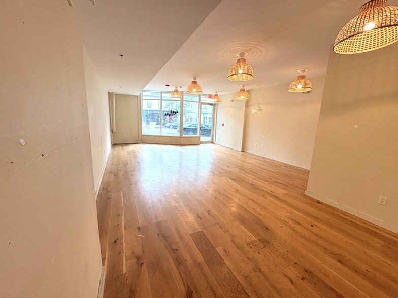 362 W Broadway, South Boston, MA à vendre - Photo intérieure – Image 3 sur 33