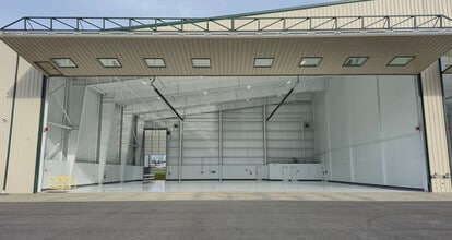 12020 Higgins Airport Way, Burlington, WA à louer Photo intérieure– Image 1 sur 24