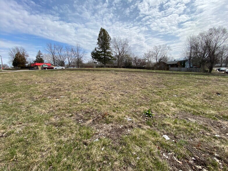 Hubbell Ave portefeuille de 2 biens à vendre sur LoopNet.fr - Photo de l’immeuble – Image 1 sur 2