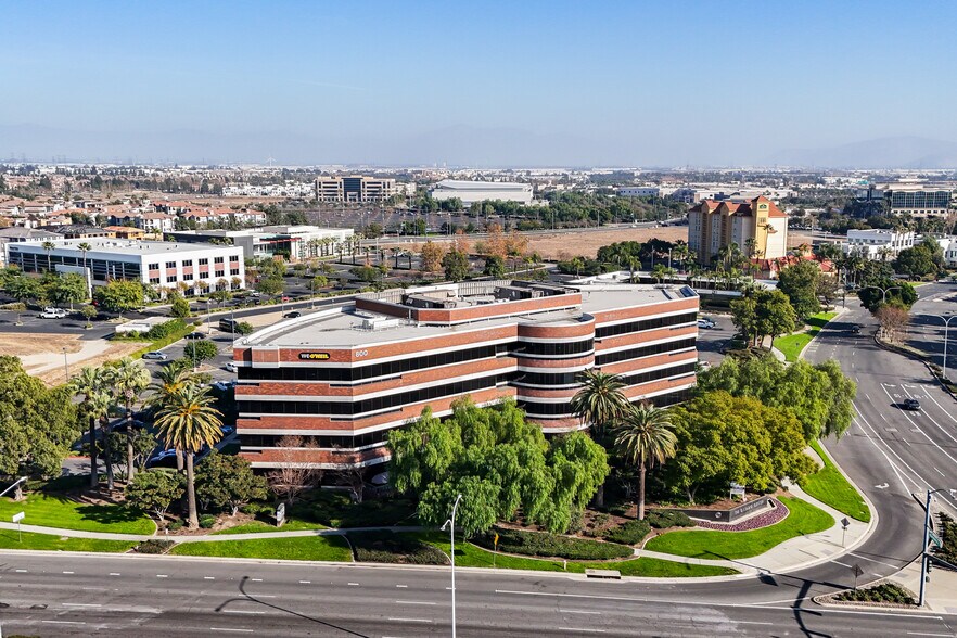 800 N Haven Ave, Ontario, CA à louer - Photo de l’immeuble – Image 1 sur 18