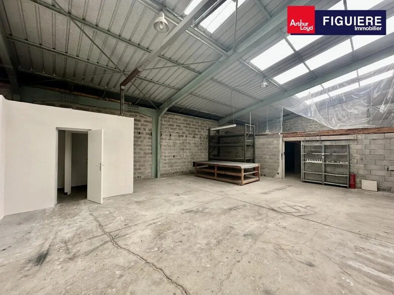 855 Avenue Henri Rodari, Aix-en-Provence à louer - Photo de l’immeuble – Image 3 sur 8