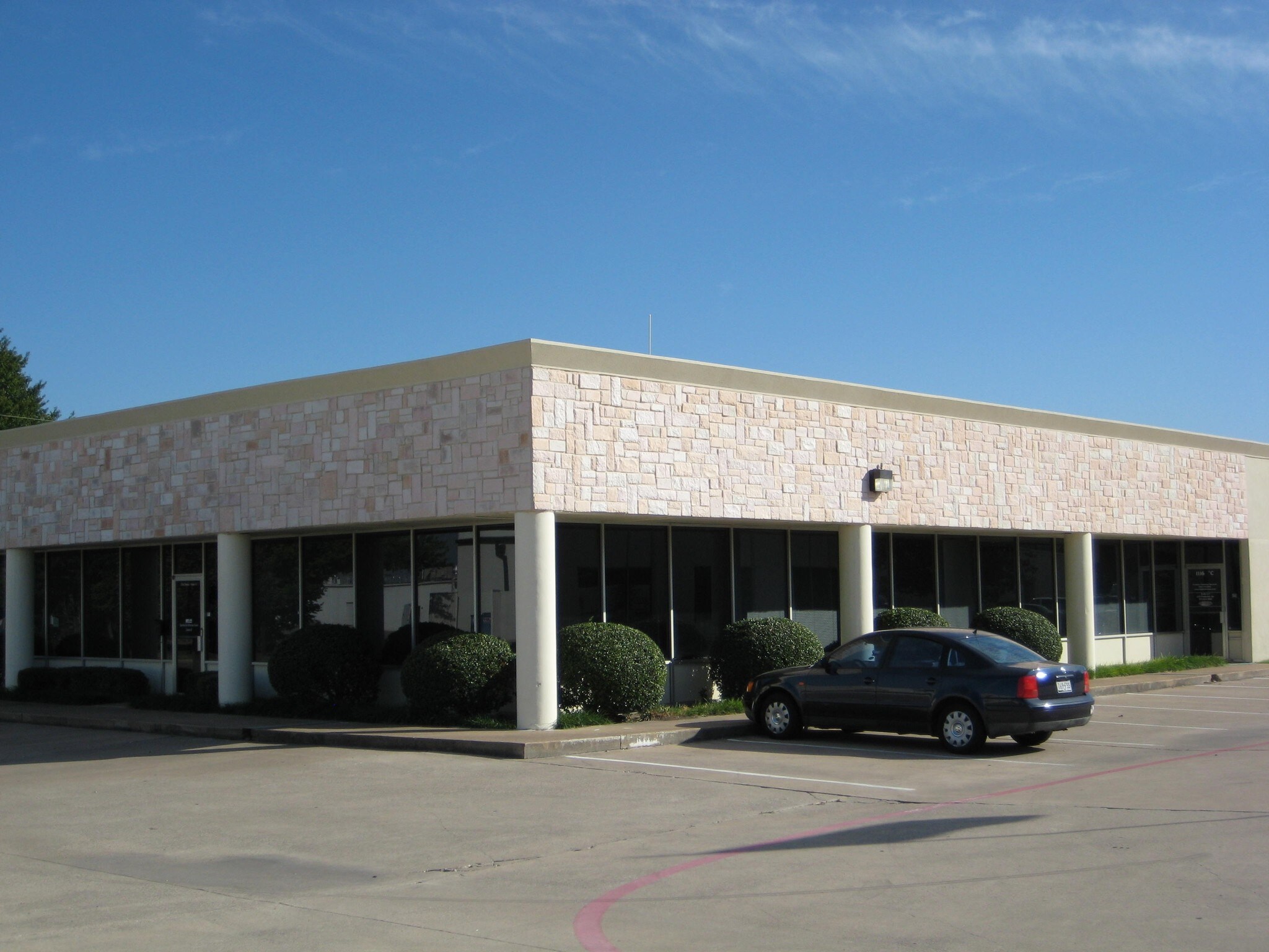 1116 Dobie Dr, Plano, TX à louer Photo principale– Image 1 sur 25