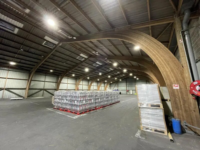 Industriel/Logistique dans Saint-Nicolas-de-la-Taille à louer Photo intérieure– Image 1 sur 5