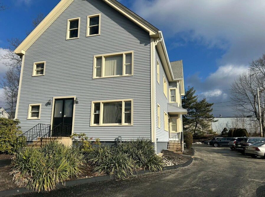 76 Millbury St, Worcester, MA à vendre Photo de l’immeuble– Image 1 sur 11