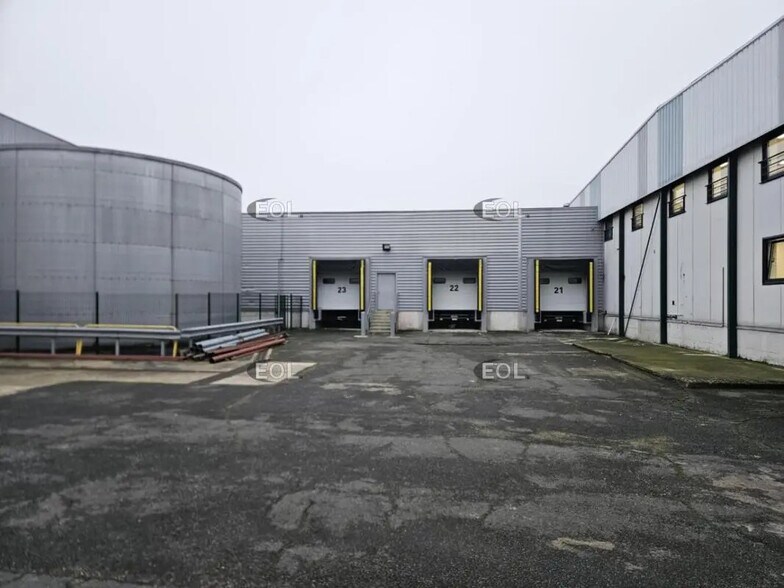 Industriel/Logistique dans Thiais à louer - Photo de l’immeuble – Image 1 sur 9