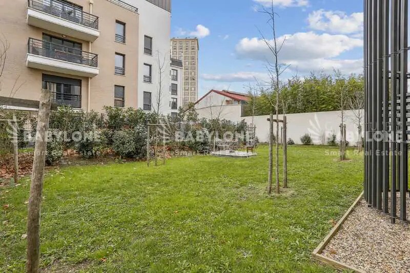 Local commercial dans Malakoff à louer - Photo de l’immeuble – Image 1 sur 13