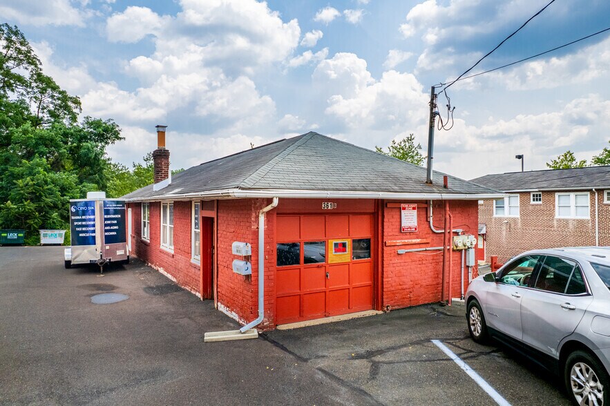 361 B N York Rd, Willow Grove, PA à louer - Photo de l’immeuble – Image 2 sur 4