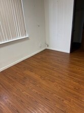 12140 Artesia Blvd, Artesia, CA à louer Photo intérieure– Image 2 sur 5