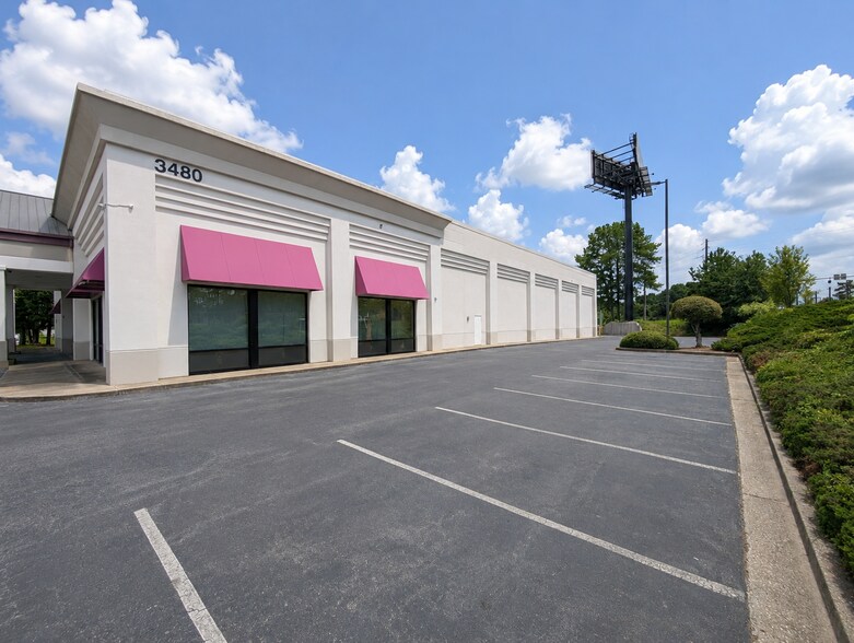 3480 Steve Reynolds Blvd, Duluth, GA à vendre - Photo de l’immeuble – Image 2 sur 9