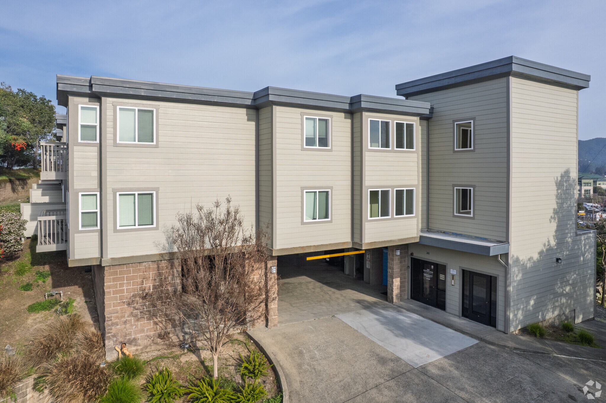 285 Woodland Ave, San Rafael, CA à vendre Photo principale– Image 1 sur 7