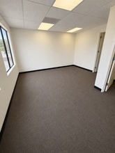 350 W 9th Ave, Escondido, CA à louer Photo intérieure– Image 1 sur 3