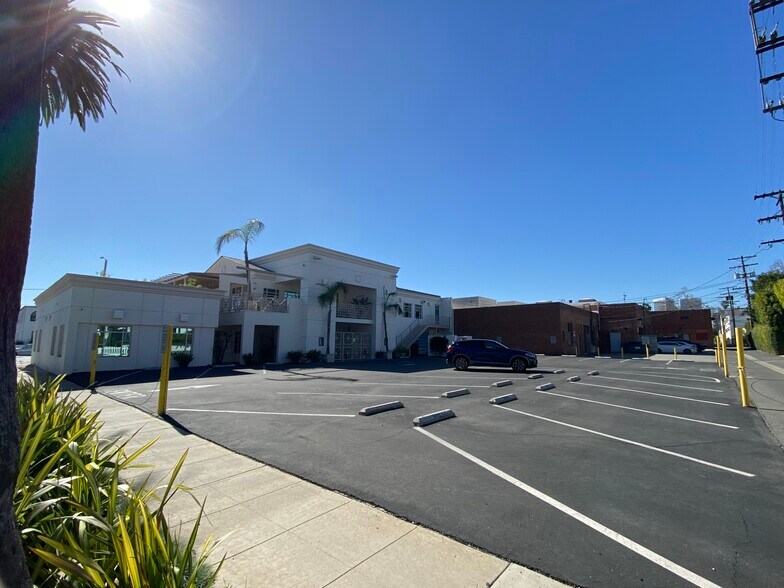 9201 W Olympic Blvd, Beverly Hills, CA à louer - Photo de l’immeuble – Image 3 sur 4