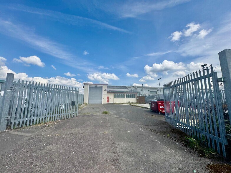 Dencora Way, Luton à louer - Photo de l’immeuble – Image 3 sur 15