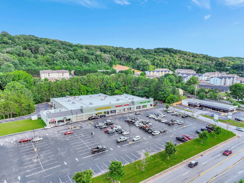 6210 Hixson Pike, Hixson, TN à louer - Photo de l’immeuble – Image 3 sur 6