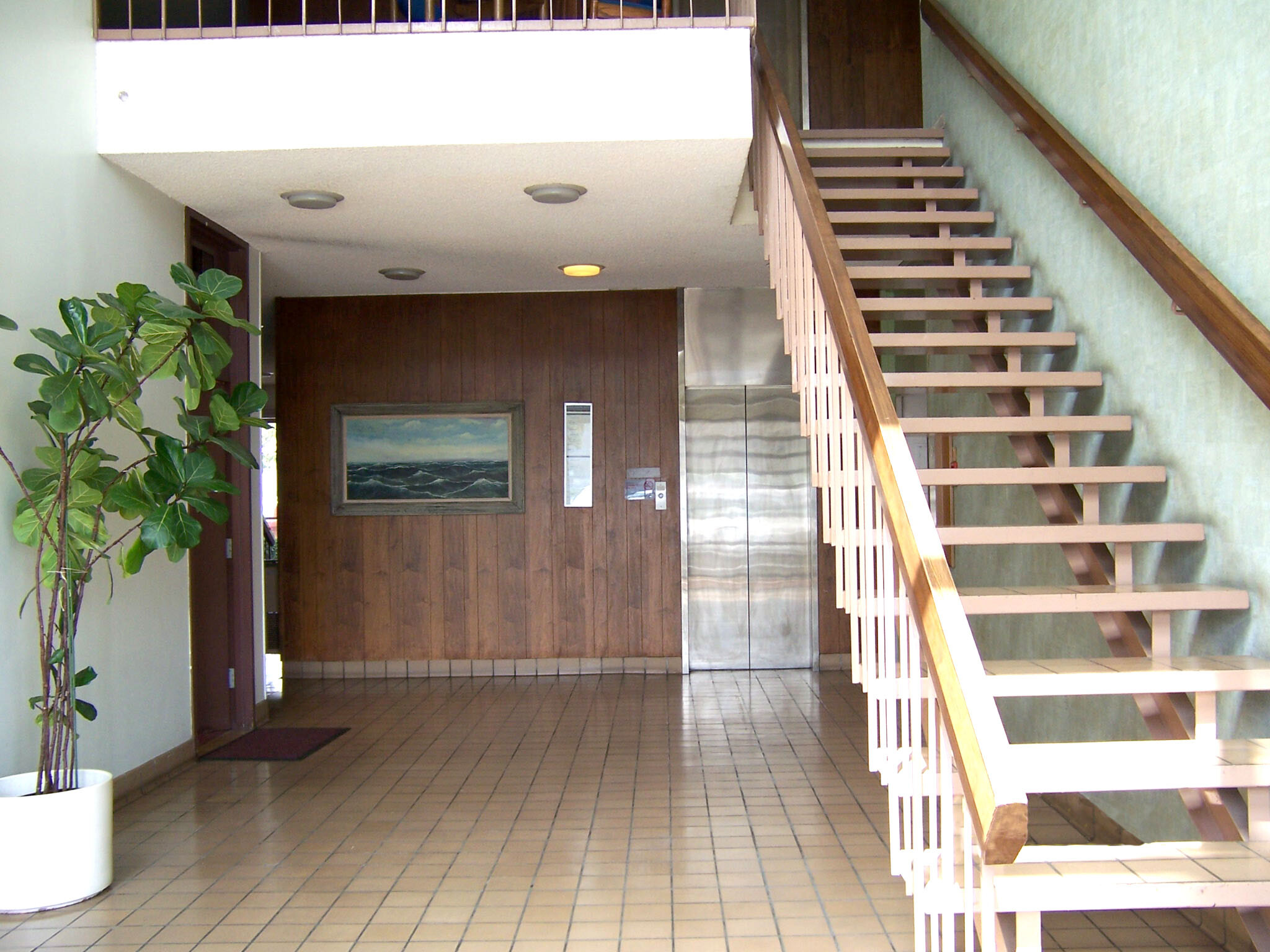 401 S Main St, Pomona, CA à louer Photo de l’immeuble– Image 1 sur 6