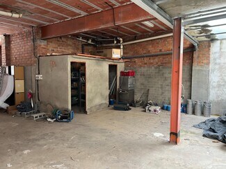 Plus de détails pour Local commercial à vendre