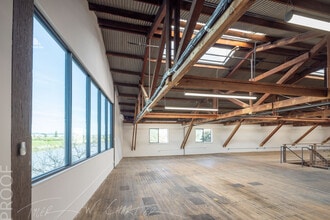 429 1st St, Petaluma, CA à louer Photo intérieure– Image 1 sur 7