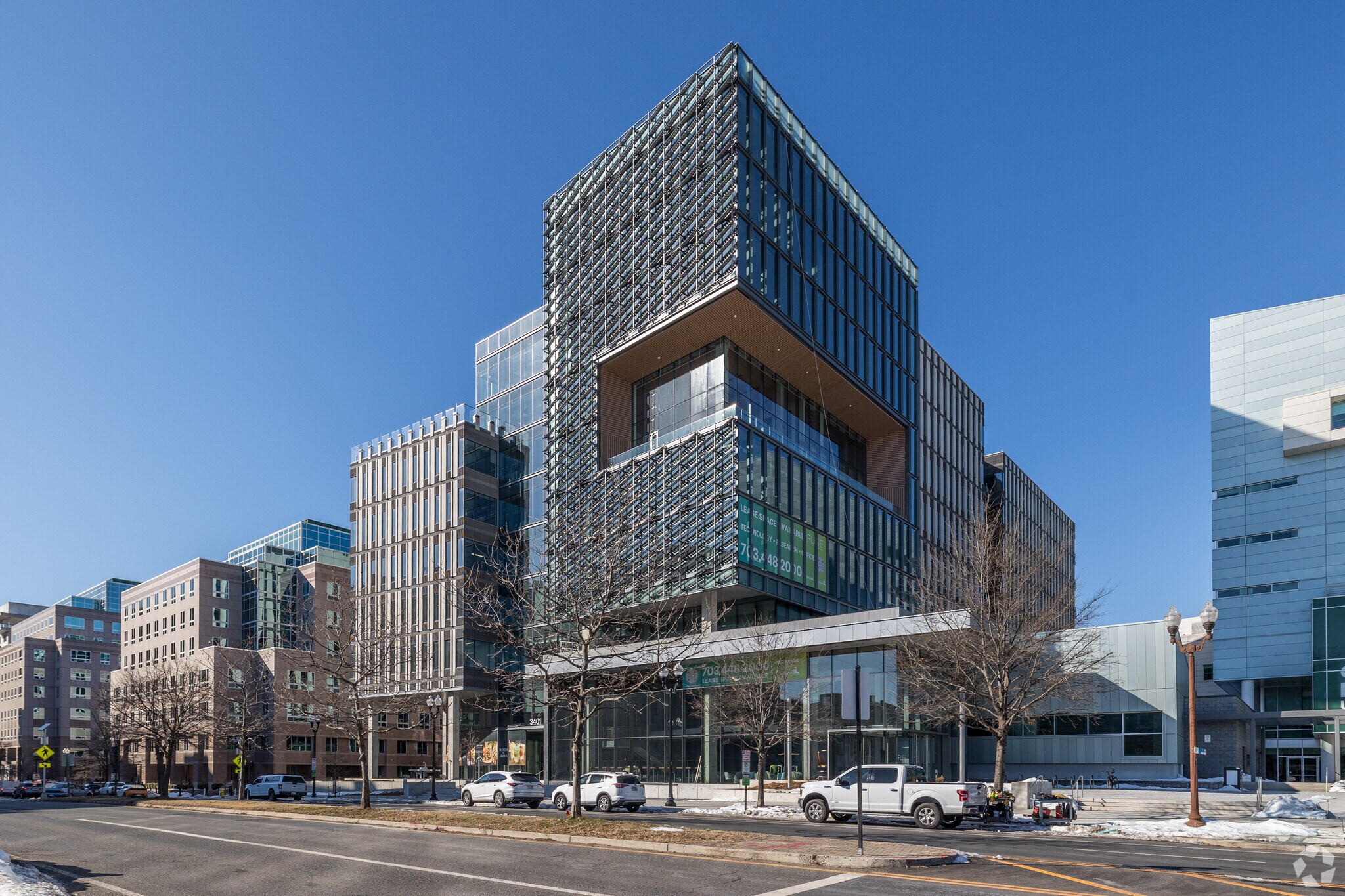 3401 Fairfax Dr, Arlington, VA à louer Photo principale– Image 1 sur 12