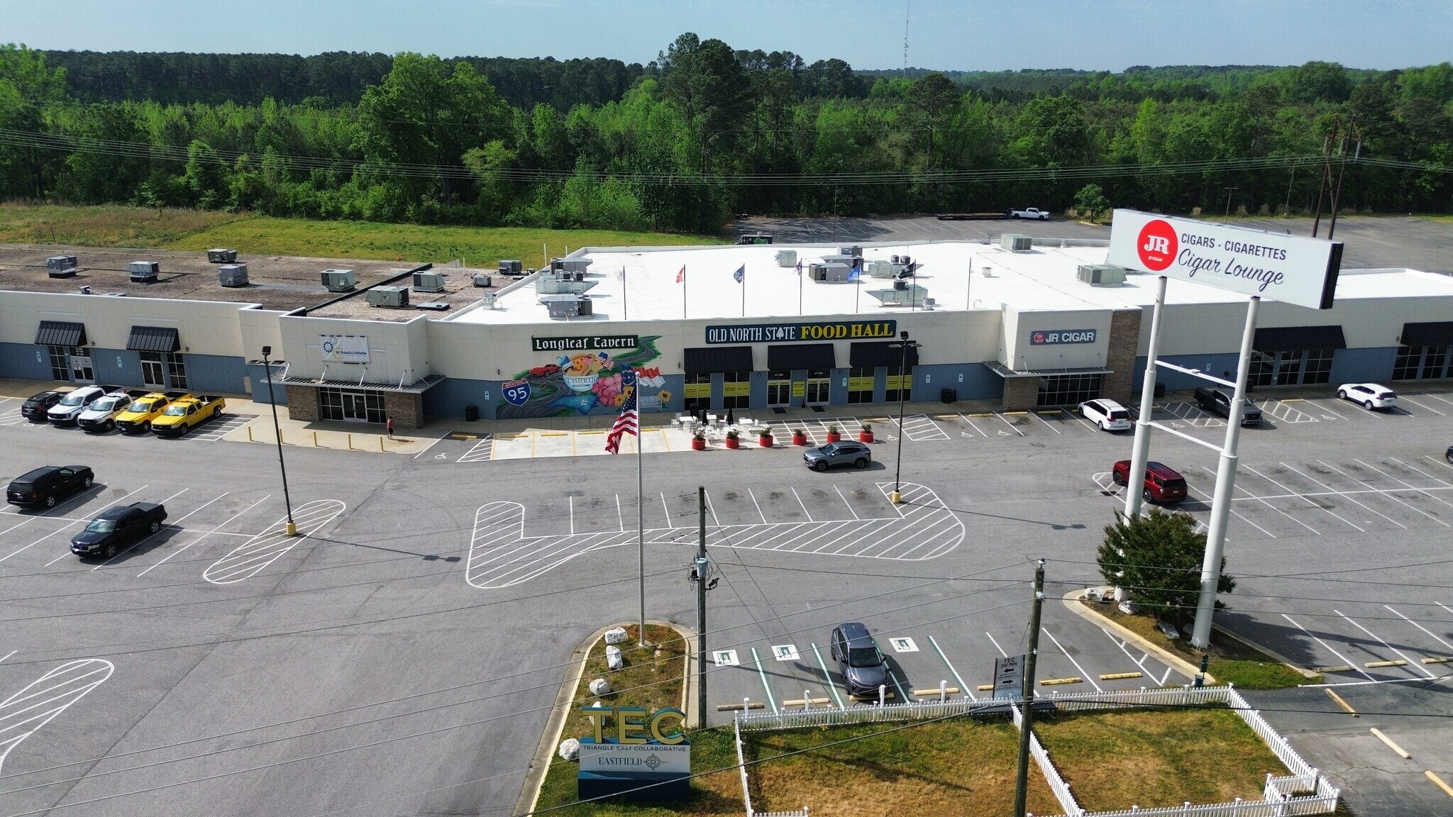 67 Jr Rd, Selma, NC à louer Photo principale– Image 1 sur 13