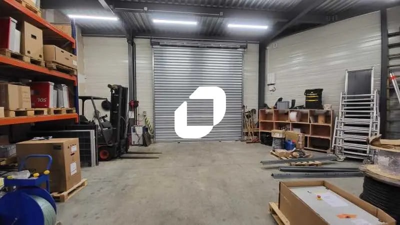 Local d’activités dans Canéjan à louer - Photo intérieure – Image 2 sur 8