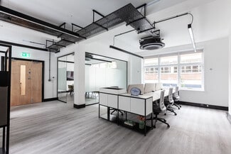 Plus de détails pour 27-28 Eastcastle St, Londres - Bureau à louer