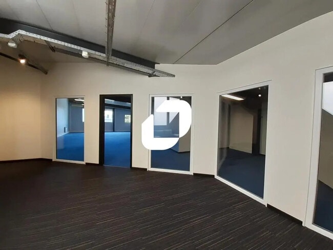 Plus de détails pour 7 Rue De La Distillerie, Villeneuve-d'Ascq - Bureau à louer