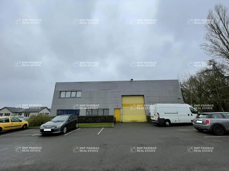 Local d’activités dans La Chapelle-Saint-Mesmin à louer - Photo de l’immeuble – Image 3 sur 13