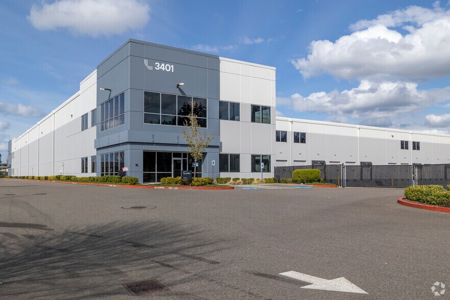 3401 96th St S, Lakewood, WA à louer - Photo de l’immeuble – Image 2 sur 7