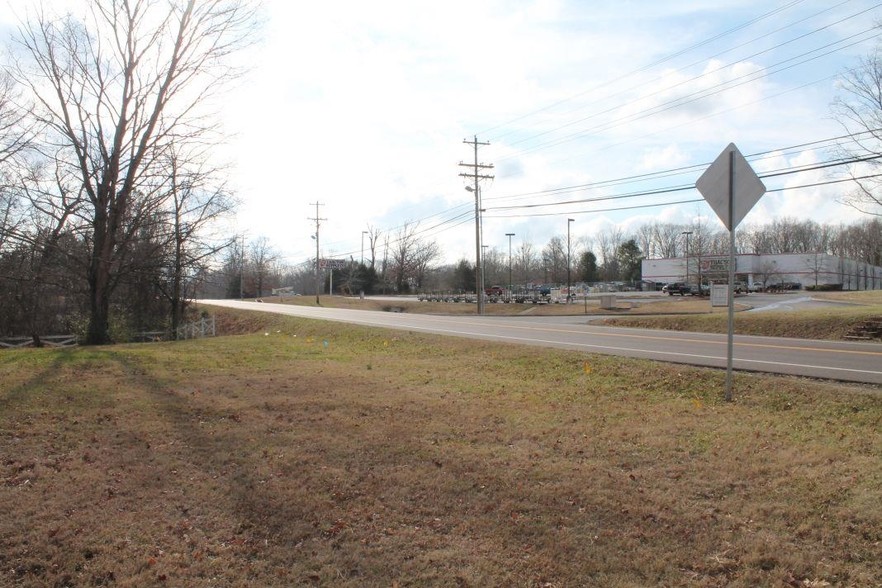 2305 Fairview Blvd, Fairview, TN à louer - Photo de l’immeuble – Image 2 sur 35