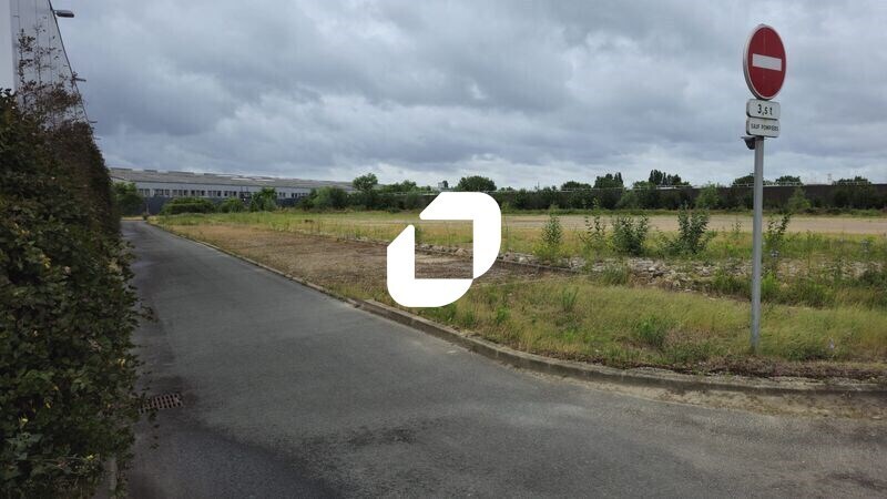 Terrain dans La Courneuve à louer - Plan de site – Image 3 sur 10