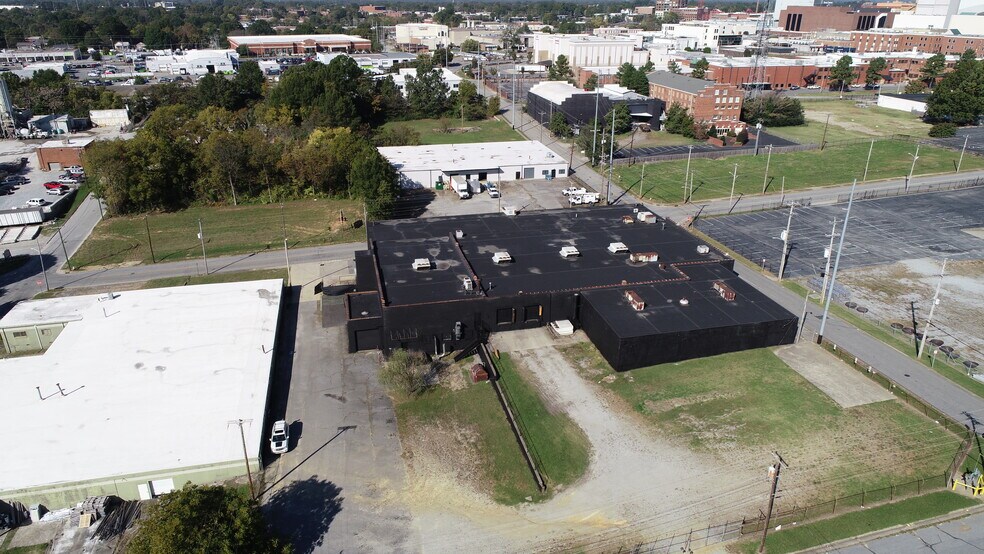 501 S Centennial St, High Point, NC à vendre - Photo de l’immeuble – Image 3 sur 9