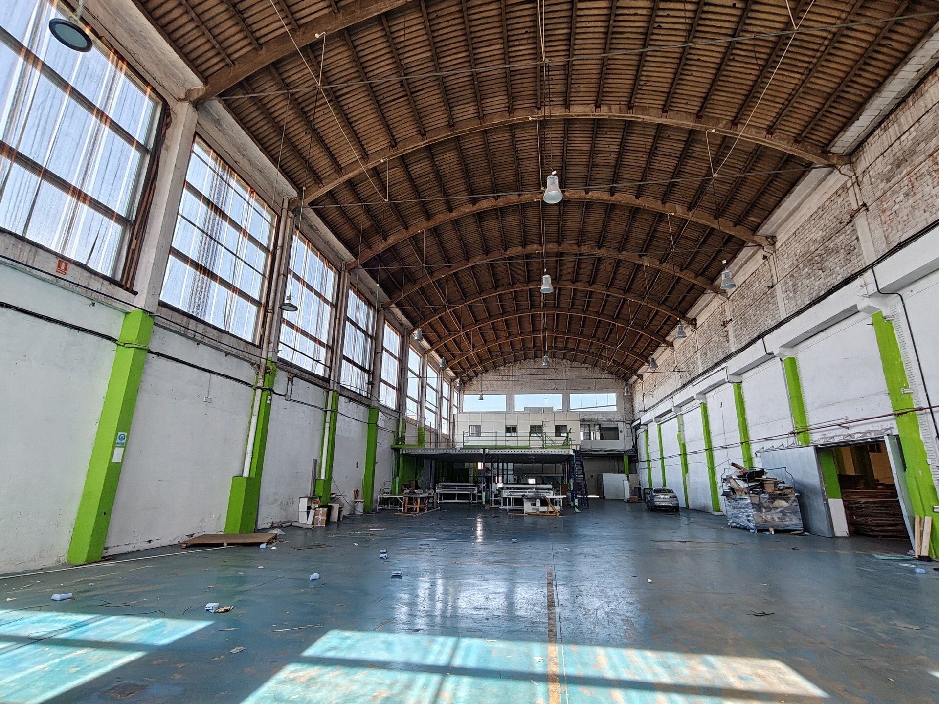 Industriel/Logistique dans L'Hospitalet de Llobregat, Barcelona à louer Photo intérieure– Image 1 sur 12