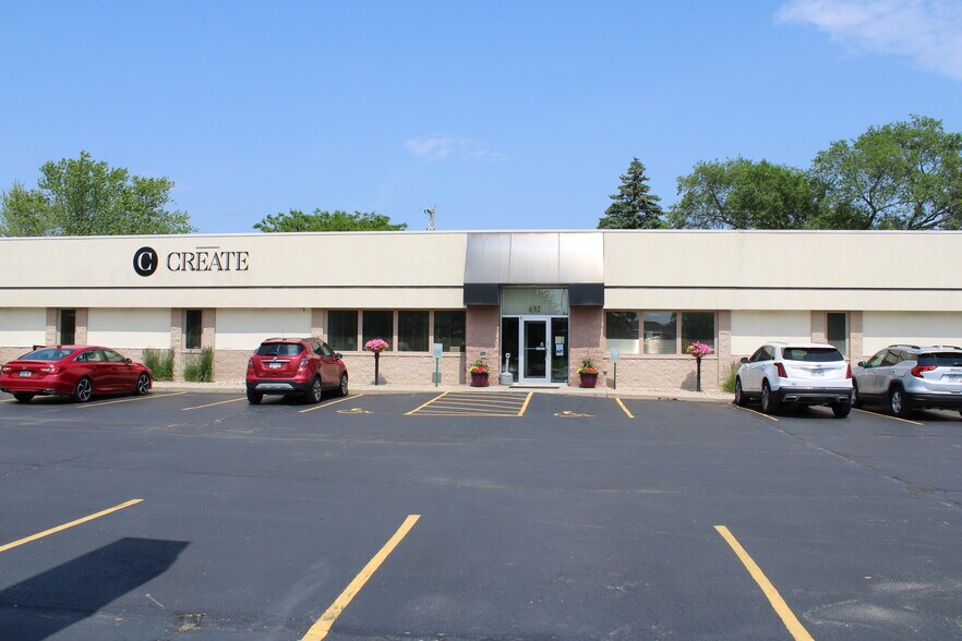 432 Prospect Ave, North Fond Du Lac, WI à vendre - Photo de l’immeuble – Image 3 sur 36