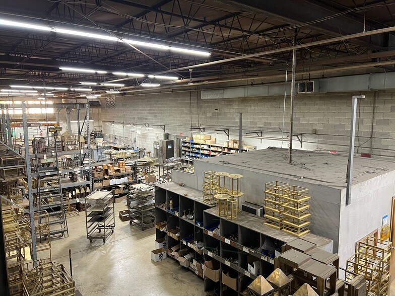 941 Cernan Dr, Bellwood, IL à vendre - Photo intérieure – Image 3 sur 6