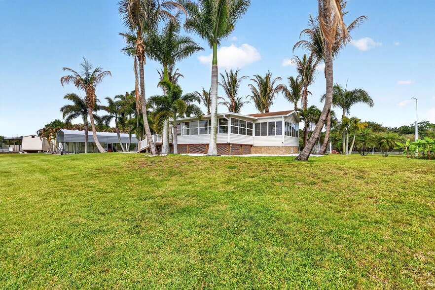 3342 County Road 721 Loop, Moore Haven, FL à vendre - Photo de l’immeuble – Image 2 sur 55