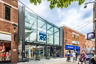 Plus de détails pour Old Market Pl, Warrington - Local commercial à vendre