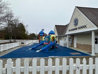 Plus de détails pour 7005 Saint Florian Dr, Waldorf, MD - Local commercial à vendre