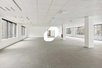 Bureau dans Rueil-Malmaison à louer Photo intérieure– Image 2 sur 2