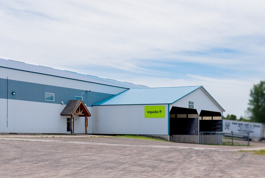 2330 County Road 137, Waite Park, MN à louer - Photo de l’immeuble – Image 3 sur 28