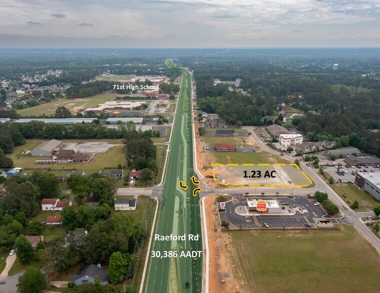 6985 Raeford Rd, Fayetteville, NC à vendre - Photo de l’immeuble – Image 2 sur 7