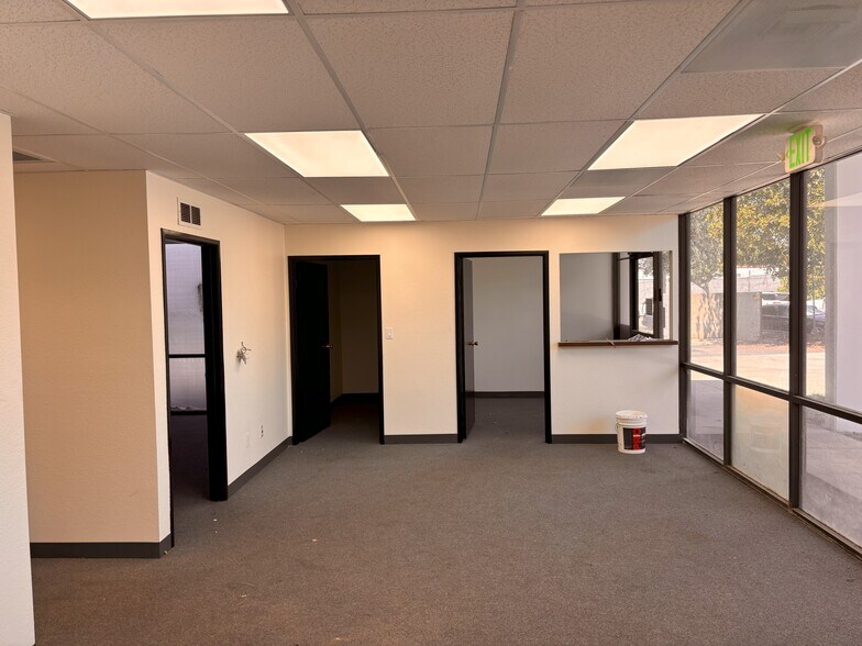 1421 N Daly St, Anaheim, CA à louer - Photo intérieure – Image 3 sur 6