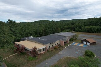 Plus de détails pour 450 W River St, Orange, MA - Local d’activités à vendre
