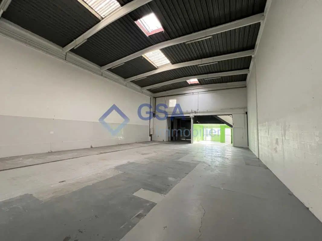 Bureau dans Bondoufle à louer Photo intérieure– Image 1 sur 9