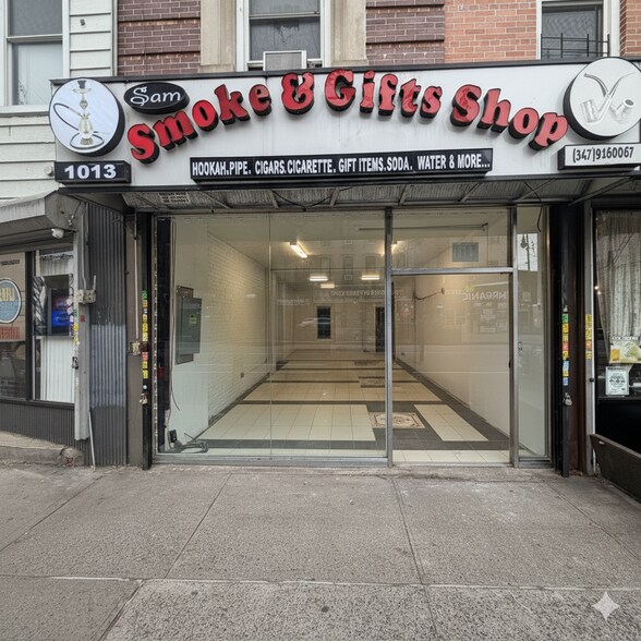 1013 Manhattan Ave, Brooklyn, NY à louer - Photo de l’immeuble – Image 3 sur 5