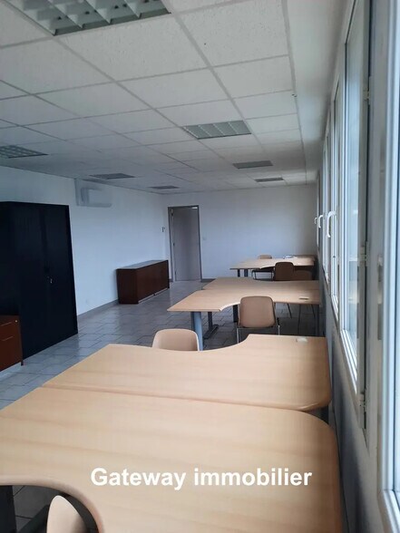 Bureau dans COURNON-D'AUVERGNE à louer - Photo intérieure – Image 1 sur 9