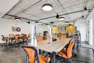 Plus de détails pour 727 NE 3rd Ave, Fort Lauderdale, FL - Bureau/Local commercial à louer