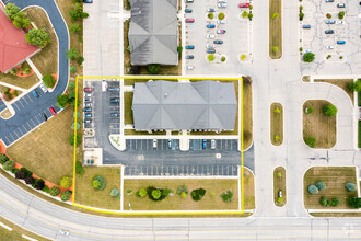 8164 Executive Ct, Lansing, MI - VUE AÉRIENNE  vue de carte - Image1