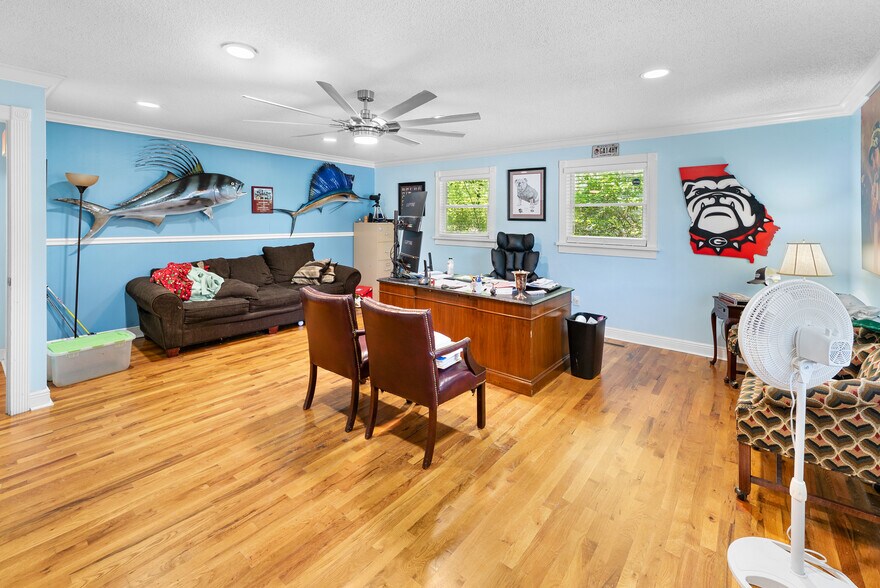 202 E General Stewart Hwy, Hinesville, GA à vendre - Photo de l’immeuble – Image 2 sur 21