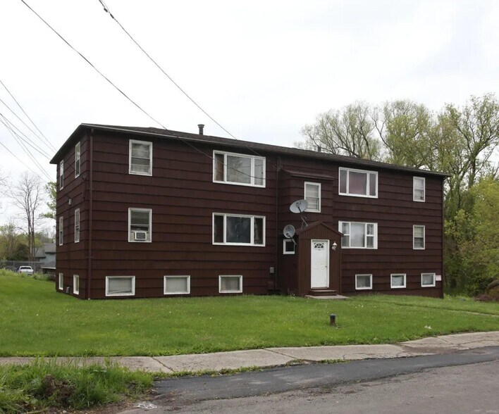 405 Fitch St, Syracuse, NY à vendre - Photo de l’immeuble – Image 3 sur 11